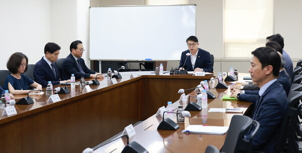 교육부는 3일 정상윤 차관 주재로 제2차 사교육 카르텔 부조리 범정부 대응협의회를 열고 향후 대응 계획은 논의했다. 사진=교육부 제공