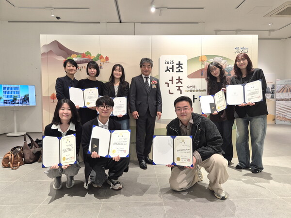 2025 서초슬롯 사이트문화제에서 입상한 호서대 슬롯 사이트학과 학생들. 사진=호서대 제공