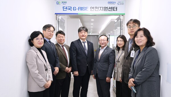 현판식 단체사진. 사진=단국대 제공